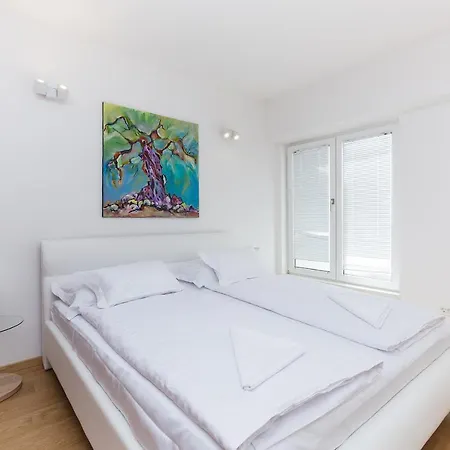 Villa Luxury With Pool With Sea View , 50m From The By Wiibuk Punat
