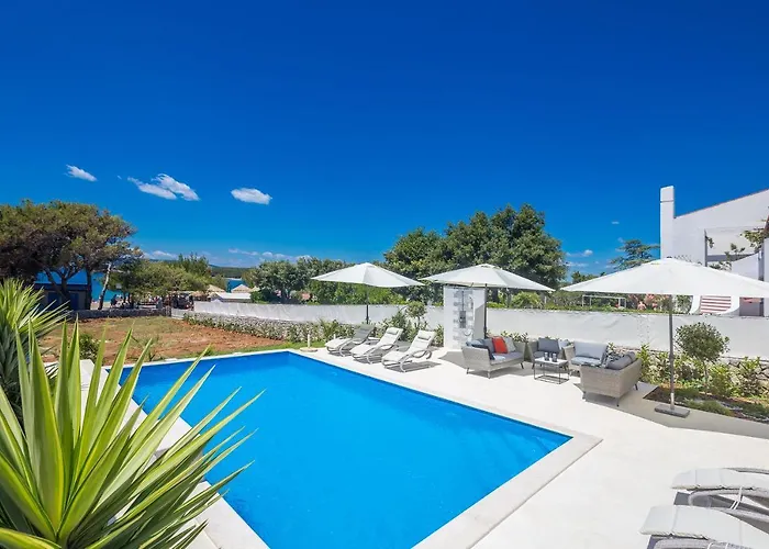 Villa Luxury With Pool With Sea View , 50m From The By Wiibuk *