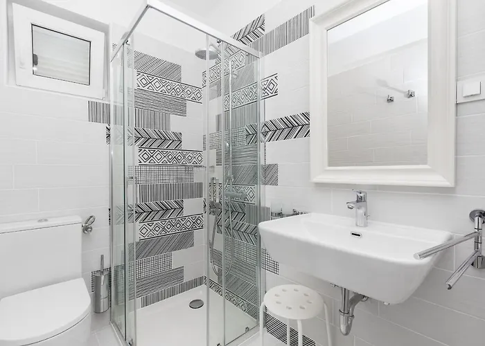 Villa Luxury With Pool With Sea View , 50m From The By Wiibuk