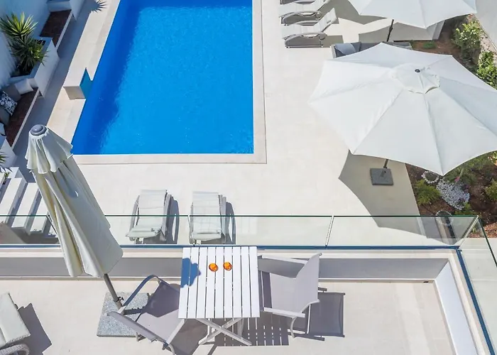 Villa Luxury With Pool With Sea View , 50m From The By Wiibuk Punat