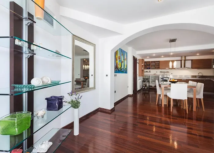 Luxury With Pool With Sea View , 50m From The By Wiibuk * Punat