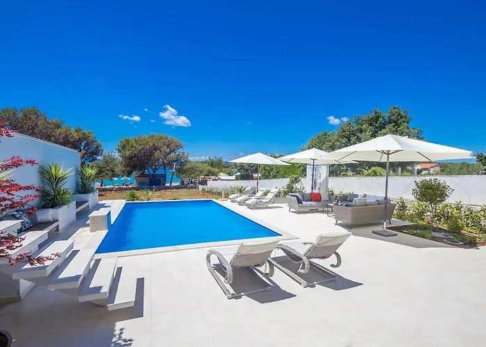 Luxury With Pool With Sea View , 50m From The By Wiibuk Villa Punat