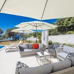 Villa Luxury With Pool With Sea View , 50m From The By Wiibuk Punat
